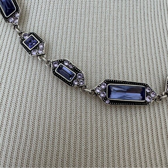 Stunning Swarovski crystal necklace in gorgeous purple! Like new! - Picture 5 of 12